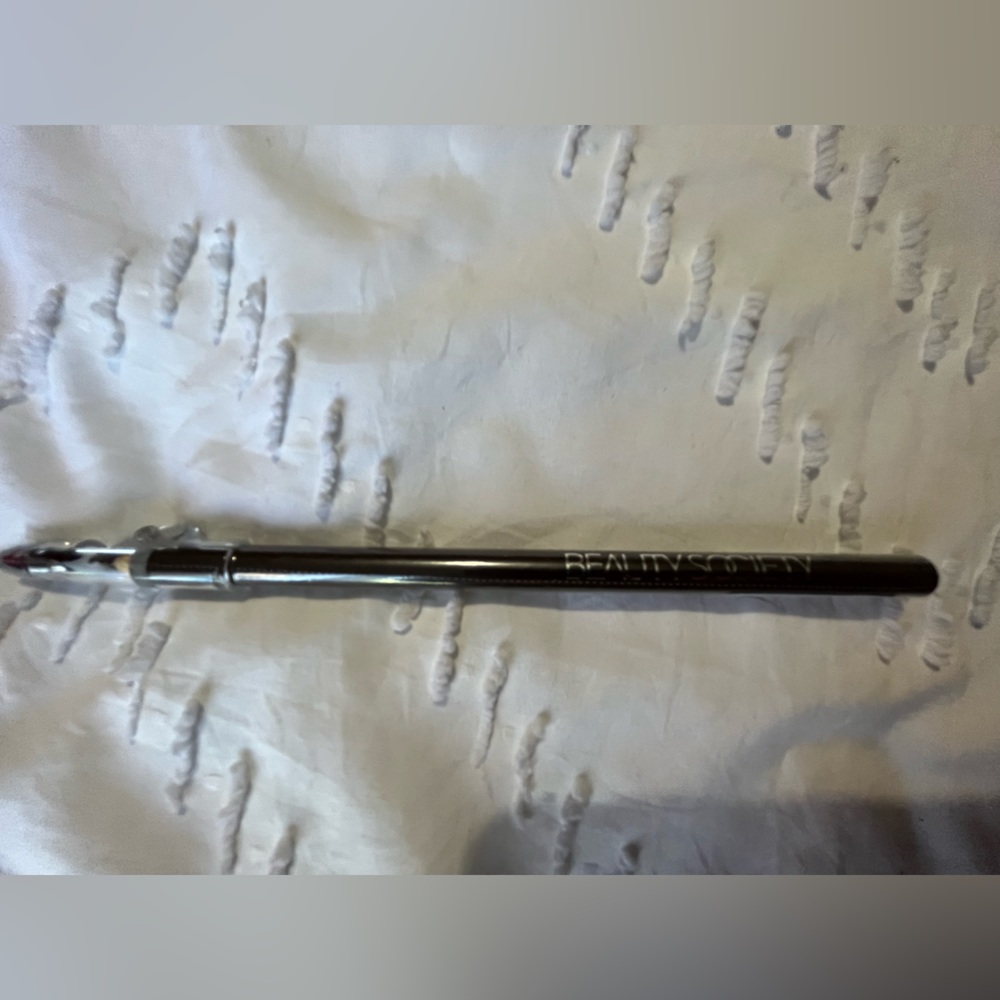 Beauty Society makeup and tools - Picture 3 of 8